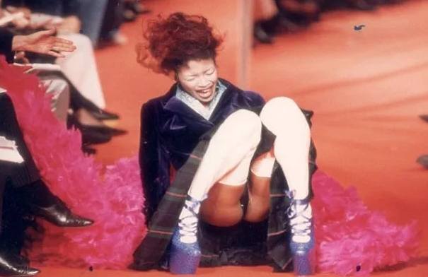 The Pretzel Challenge: Brace Yourself for the Top 10 Most Cringeworthy Runway Fails of All Time!