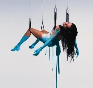 The Pretzel Challenge: Brace Yourself for the Top 10 Most Cringeworthy Runway Fails of All Time!